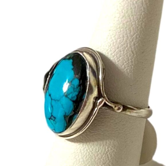 Oval Turquoise Sterling Silver Floral Lily Ring Custom Design NEW - Picture 3 of 3